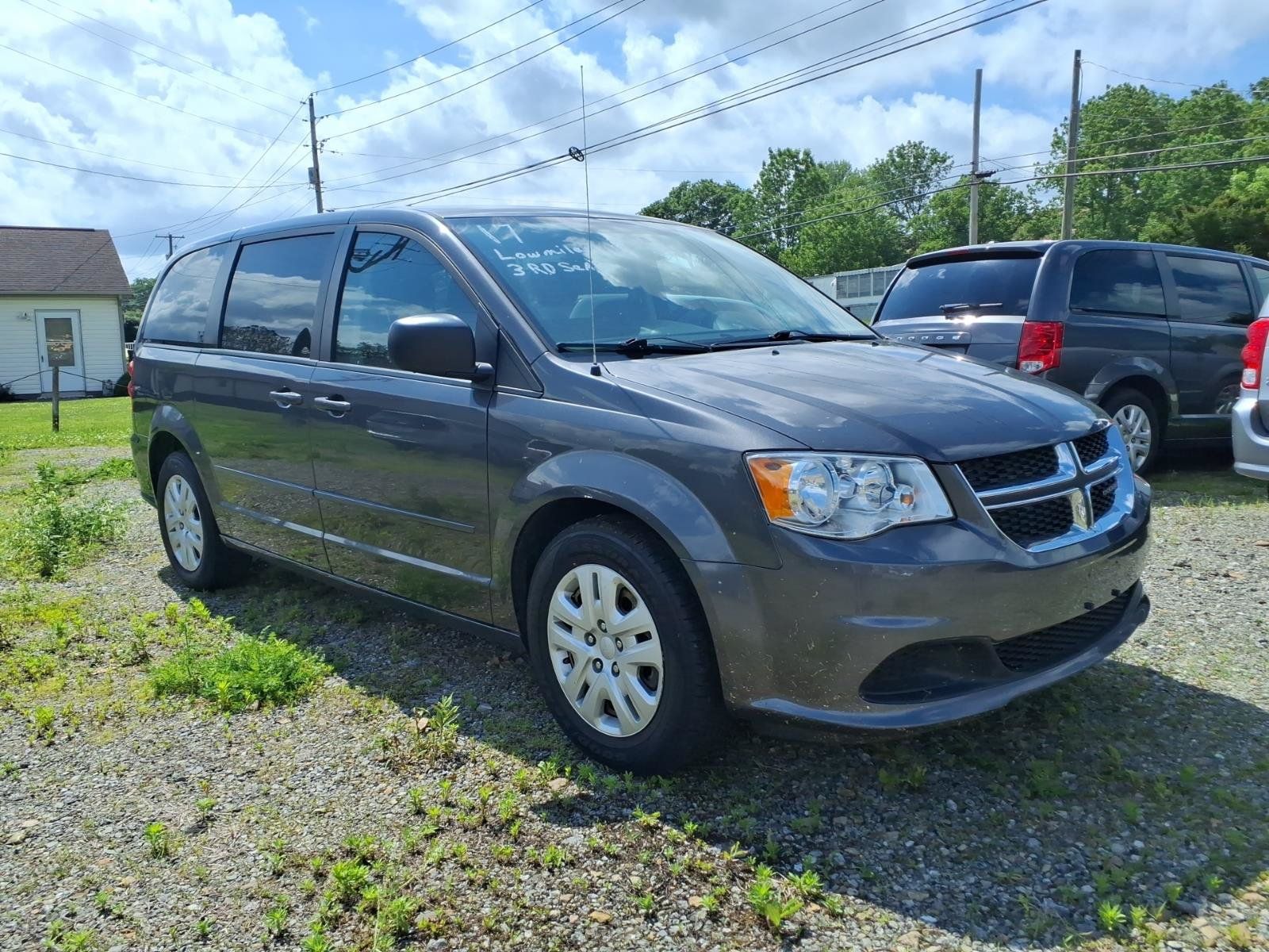 Used 2017 Dodge Grand Caravan SE w/ Power Window Group FWD image 1