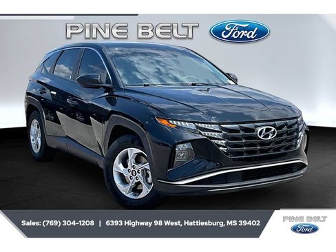 Used 2023 Hyundai Tucson SE FWD image 1