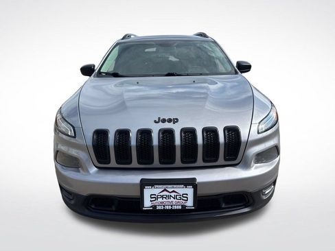 Used 2017 Jeep Cherokee Sport AWD/4WD image 8