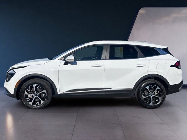 Used 2024 Kia Sportage EX AWD/4WD image 2