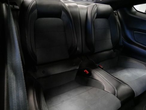 Used 2020 Ford Mustang Shelby GT350 w/ Technology Package image 9