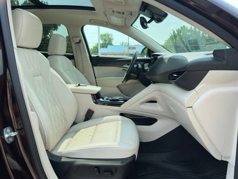 Used 2023 Buick Envision Avenir FWD image 7