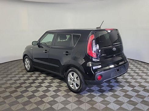 Used 2018 Kia Soul w/ Convenience Package FWD image 9