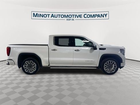 Used 2024 GMC Sierra 1500 Denali Ultimate AWD/4WD image 10