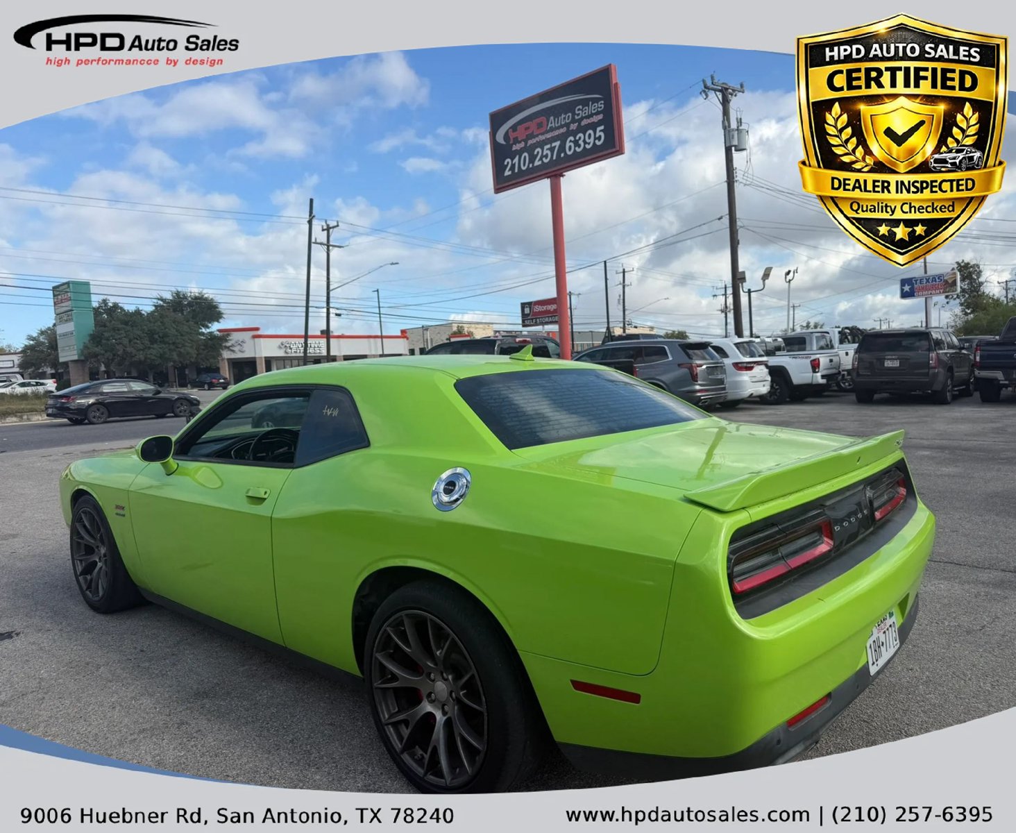 Used 2015 Dodge Challenger SRT w/ Technology Group RWD image 2