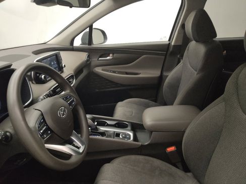 Used 2019 Hyundai Santa Fe SE image 17