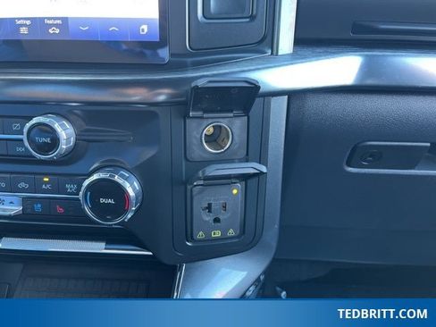 Certified 2022 Ford F150 Lariat w/ Equipment Group 502A High image 37