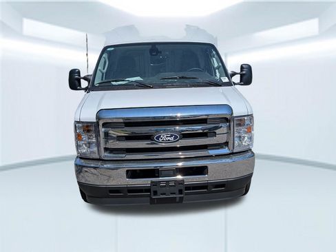 New 2026 Ford E-350 and Econoline 350 Super Duty w/ Power Equipment Group image 18