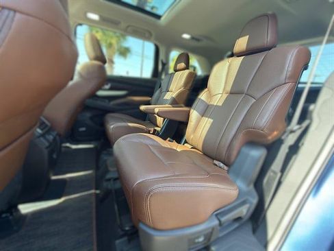 Used 2022 Subaru Ascent Touring AWD/4WD image 15