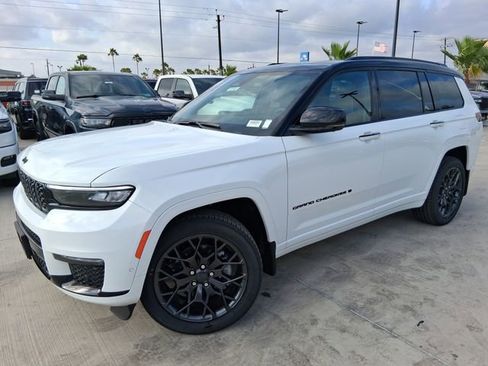 New 2025 Jeep Grand Cherokee L Summit AWD/4WD image 3