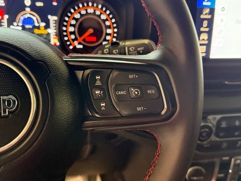 Used 2024 Jeep Wrangler Unlimited Rubicon w/ Convenience Group image 23