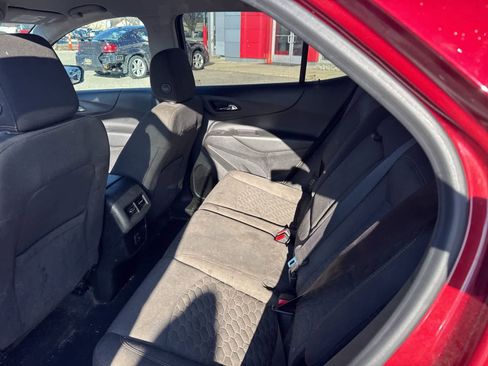 Used 2020 Chevrolet Equinox LT image 15