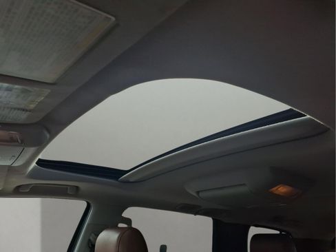 Used 2016 Toyota Sequoia Platinum image 25