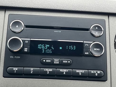 Used 2016 Ford F350 XLT w/ XLT Premium Package image 8