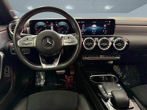 Used 2023 Mercedes-Benz CLA 250 image 28