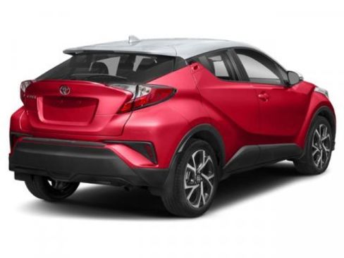 Certified 2018 Toyota C-HR XLE image 2