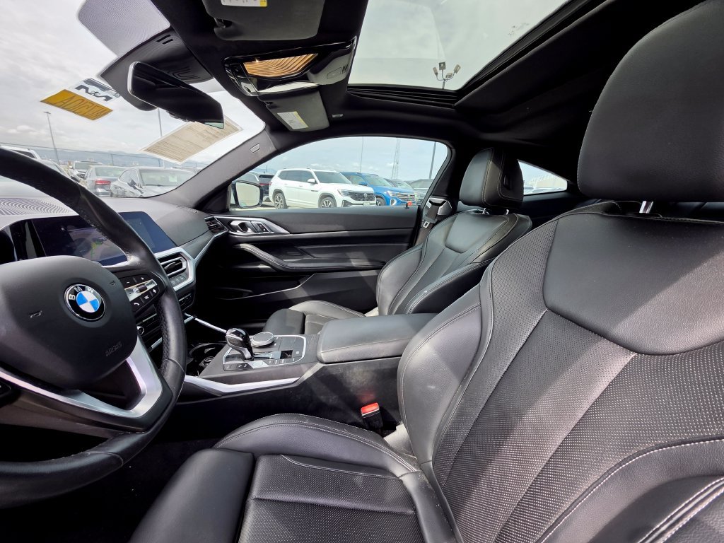 Used 2023 BMW 430i Coupe w/ Convenience Package RWD image 15