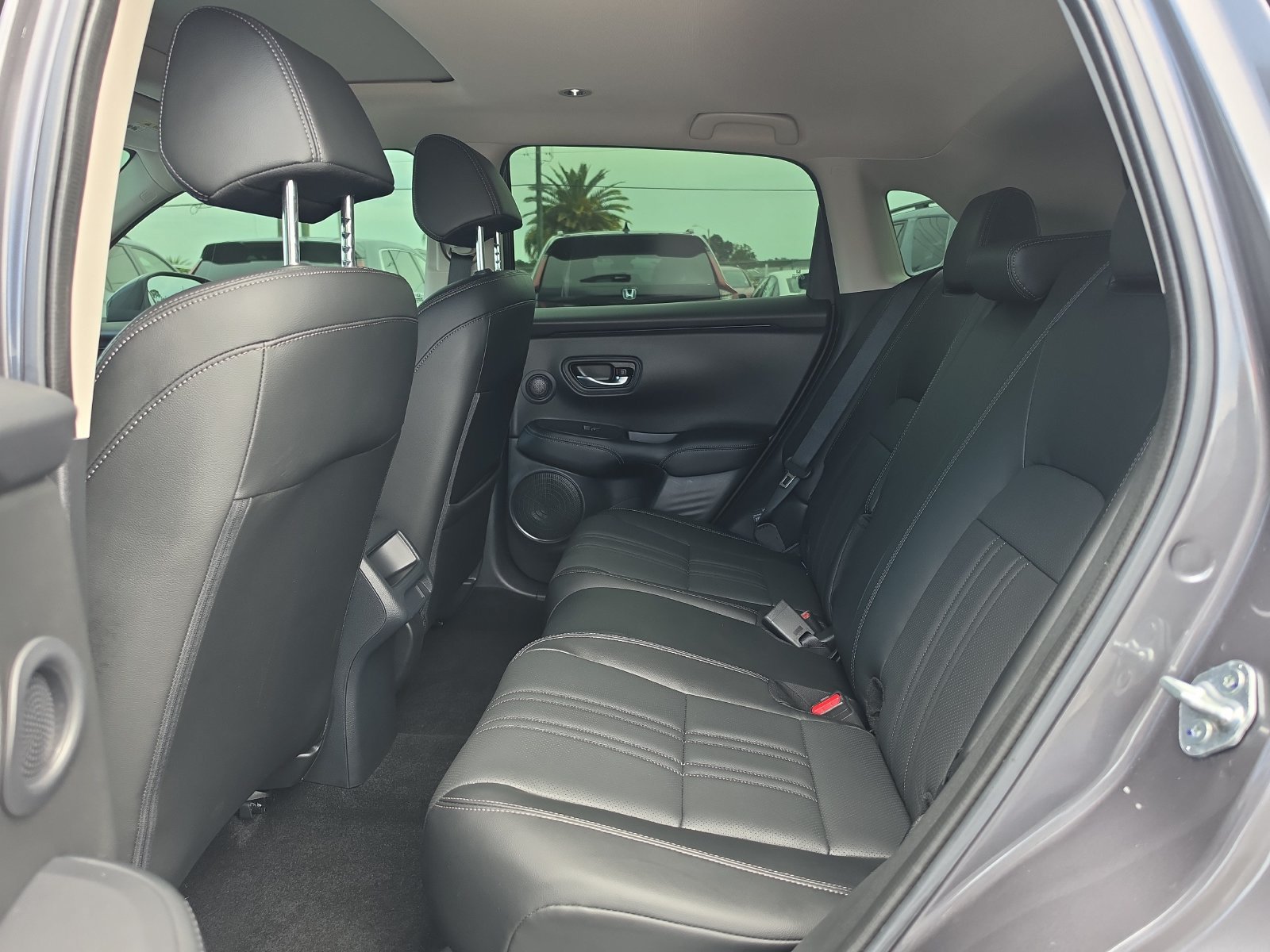 Used 2025 Honda HR-V EX-L image 13