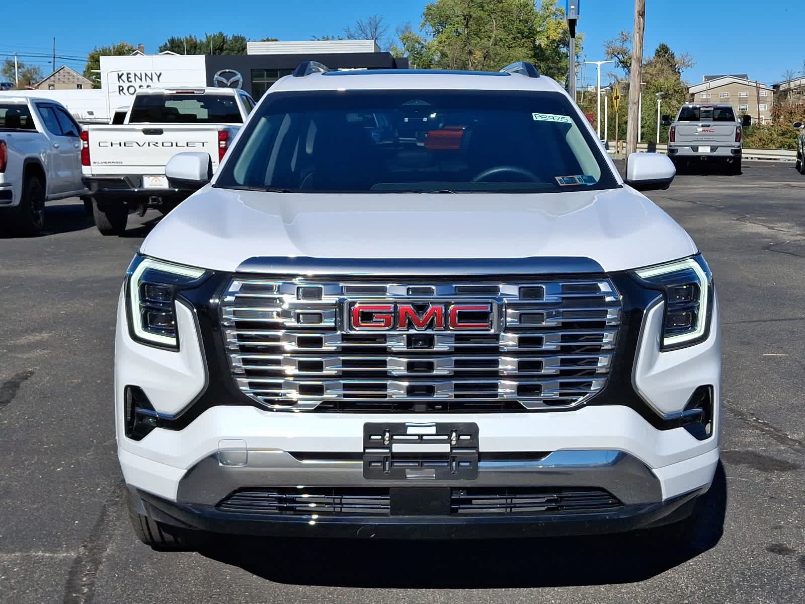 Used 2026 GMC Terrain Denali AWD/4WD image 3