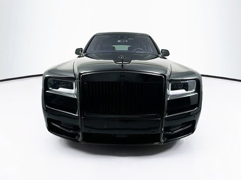 Used 2019 Rolls-Royce Cullinan AWD/4WD image 3