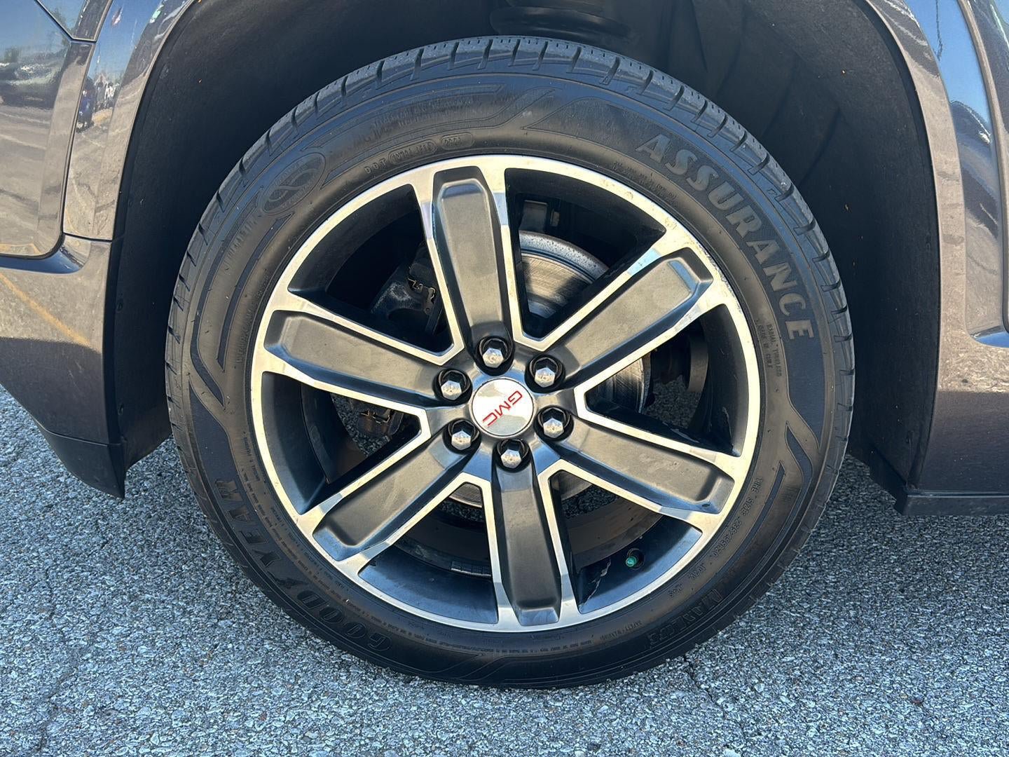 Used 2018 GMC Acadia Denali AWD/4WD image 31