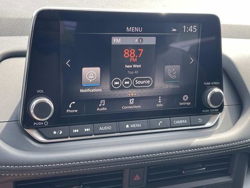 New 2026 Nissan Rogue SV w/ Cold Weather Package AWD/4WD image 25