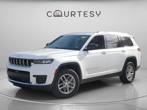 Certified 2025 Jeep Grand Cherokee L Laredo w/ Luxury Tech Group I image 1