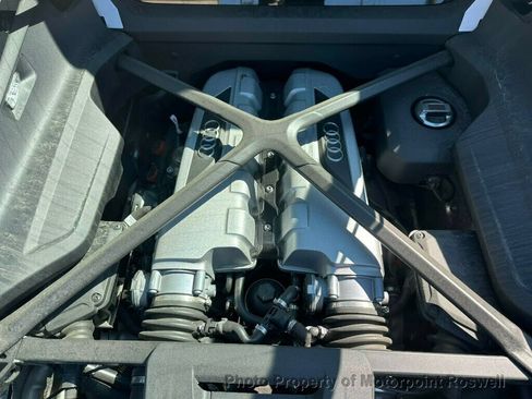 Used 2023 Audi R8 V10 performance RWD image 32