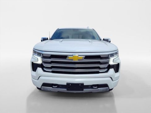 Used 2024 Chevrolet Silverado 1500 High Country w/ High Country Premium Package image 8