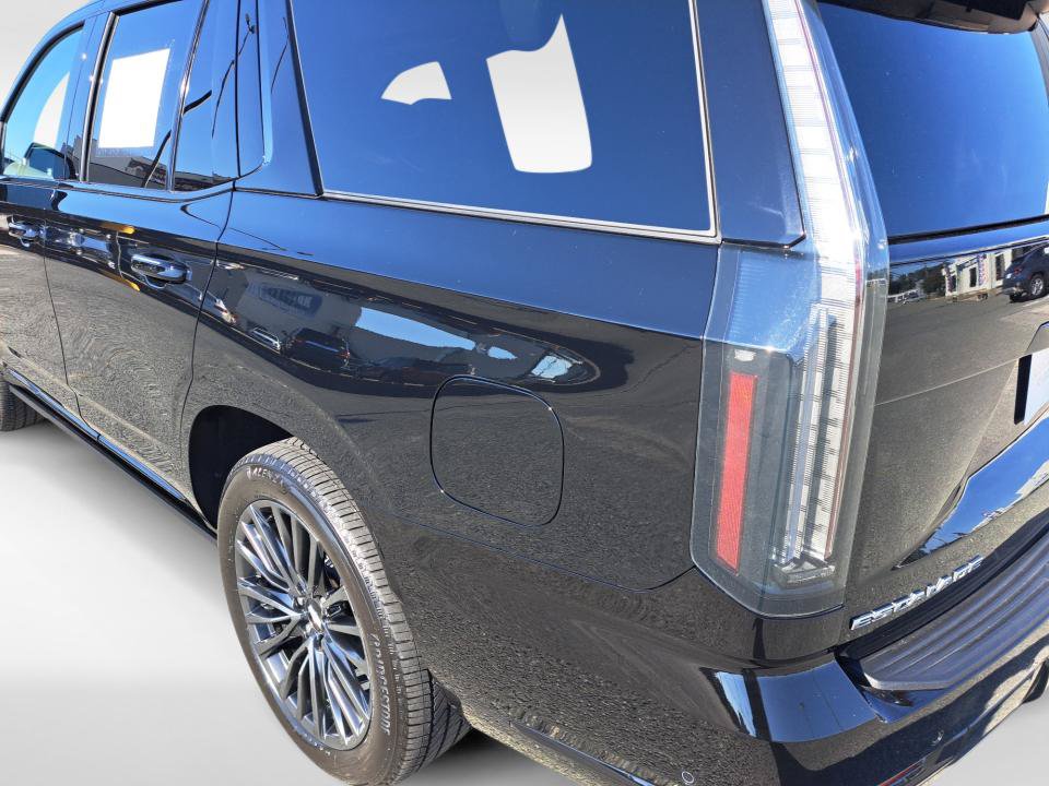 Certified 2025 Cadillac Escalade Sport Platinum w/ LPO, Floor Liner Package AWD/4WD image 19