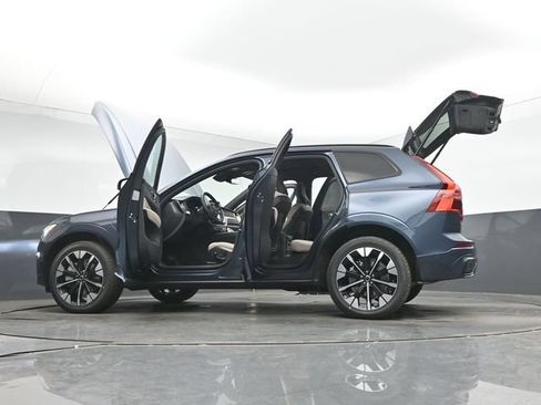New 2026 Volvo XC60 T8 Plus w/ Climate Package PRO AWD/4WD image 47