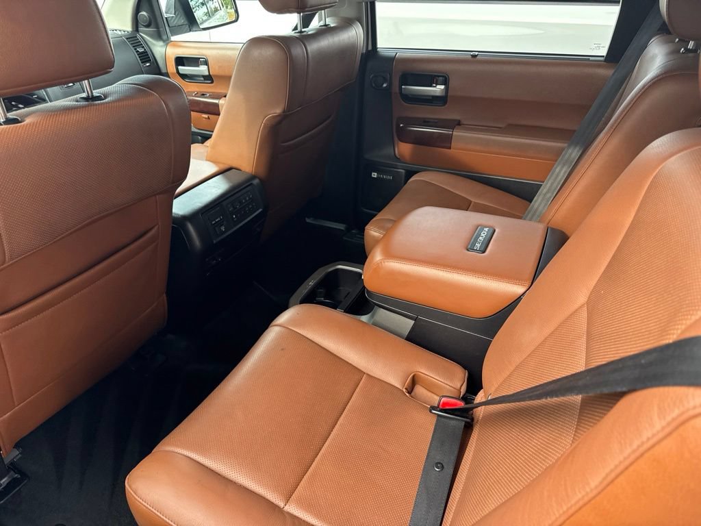 Used 2016 Toyota Sequoia Platinum AWD/4WD image 7
