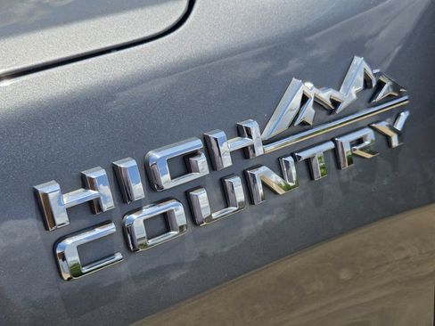 Used 2019 Chevrolet Silverado 1500 High Country AWD/4WD image 12