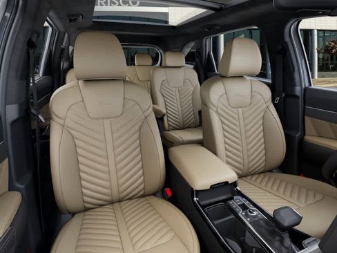 New 2025 Kia Sorento SX Prestige w/ Olive Brown Leather Package image 15