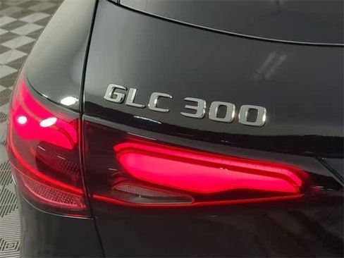 Certified 2026 Mercedes-Benz GLC 300 4MATIC image 11