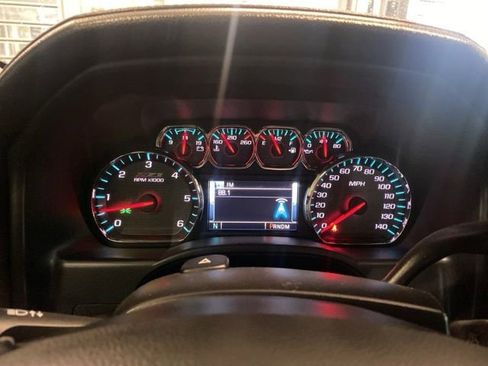 Used 2015 Chevrolet Silverado 1500 LTZ Z71 AWD/4WD image 16