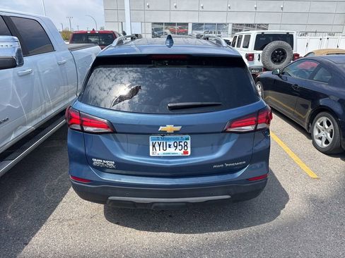 Used 2024 Chevrolet Equinox Premier AWD/4WD image 4
