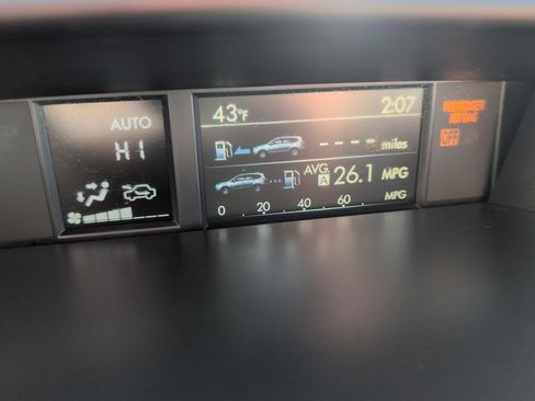 Used 2017 Subaru Forester 2.5i Limited image 21