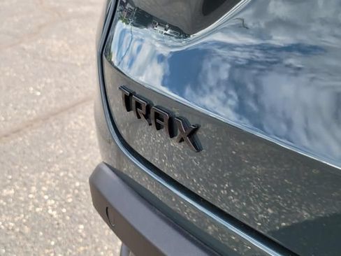 New 2026 Chevrolet Trax LT w/ Sunroof Package FWD image 31