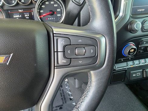 Used 2021 Chevrolet Silverado 1500 LT AWD/4WD image 27