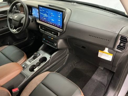 New 2026 Ford Bronco Sport Outer Banks w/ Outer Banks Tech Package+ AWD/4WD image 19