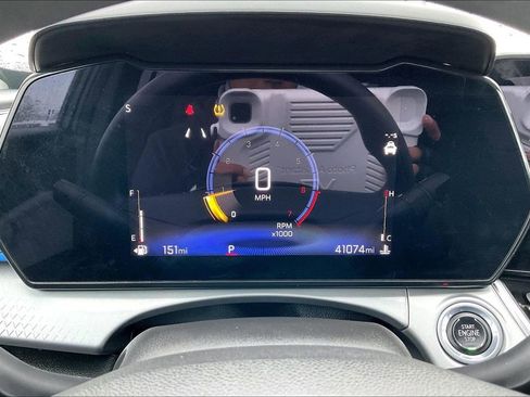 Used 2024 Chevrolet Trax LT image 12