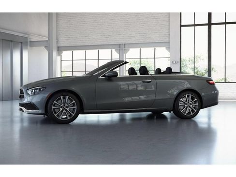 Used 2023 Mercedes-Benz E 450 4MATIC Cabriolet image 37