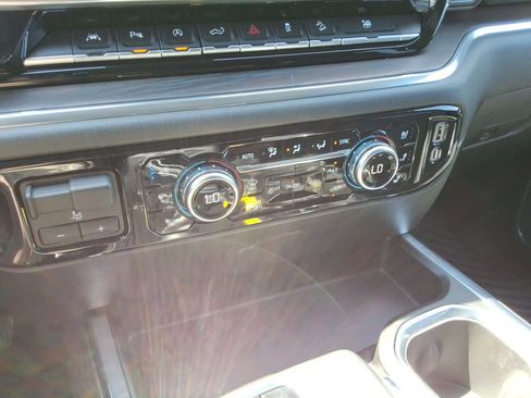 Certified 2023 GMC Sierra 1500 SLT w/ SLT Premium Plus Package AWD/4WD image 35