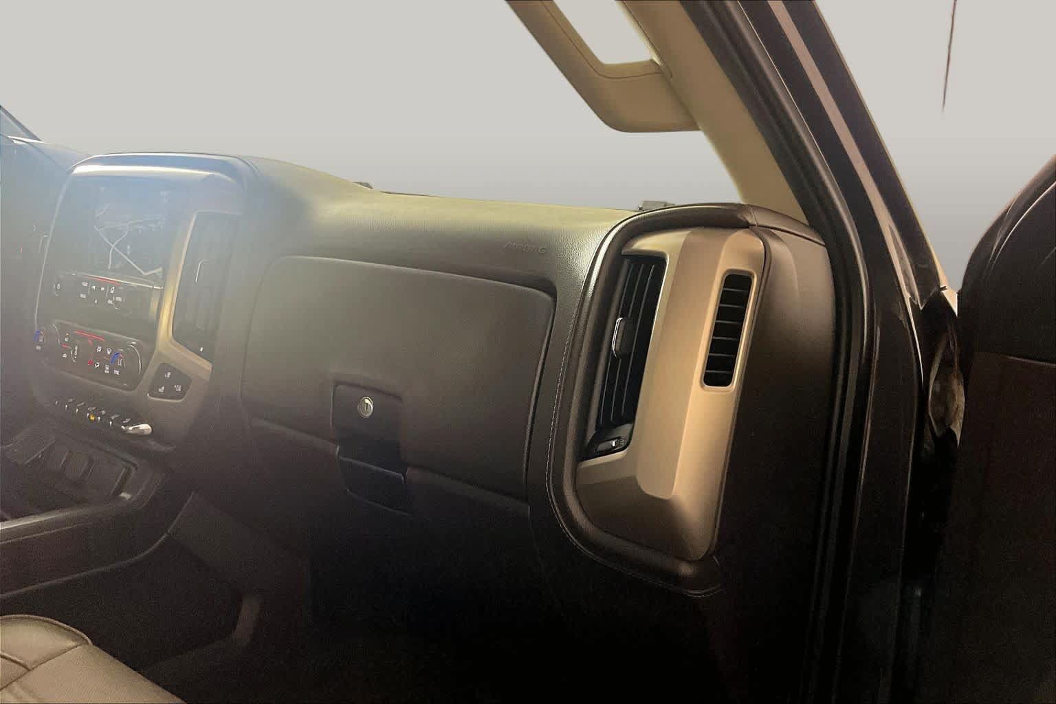 Used 2015 GMC Sierra 1500 Denali AWD/4WD image 17