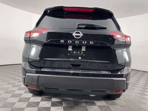 New 2026 Nissan Rogue SV w/ Cold Weather Package image 9