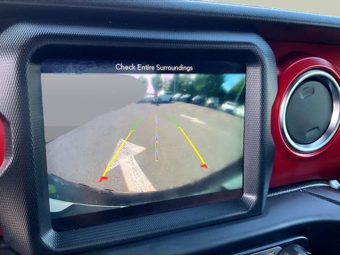 Used 2019 Jeep Wrangler Unlimited Rubicon AWD/4WD image 27