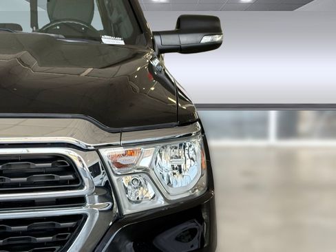 Used 2022 RAM 1500 Big Horn AWD/4WD image 12