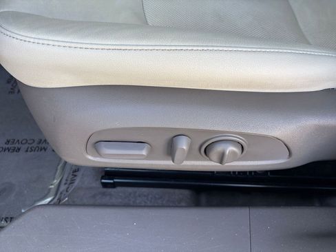 Used 2024 Chevrolet Malibu LT image 23