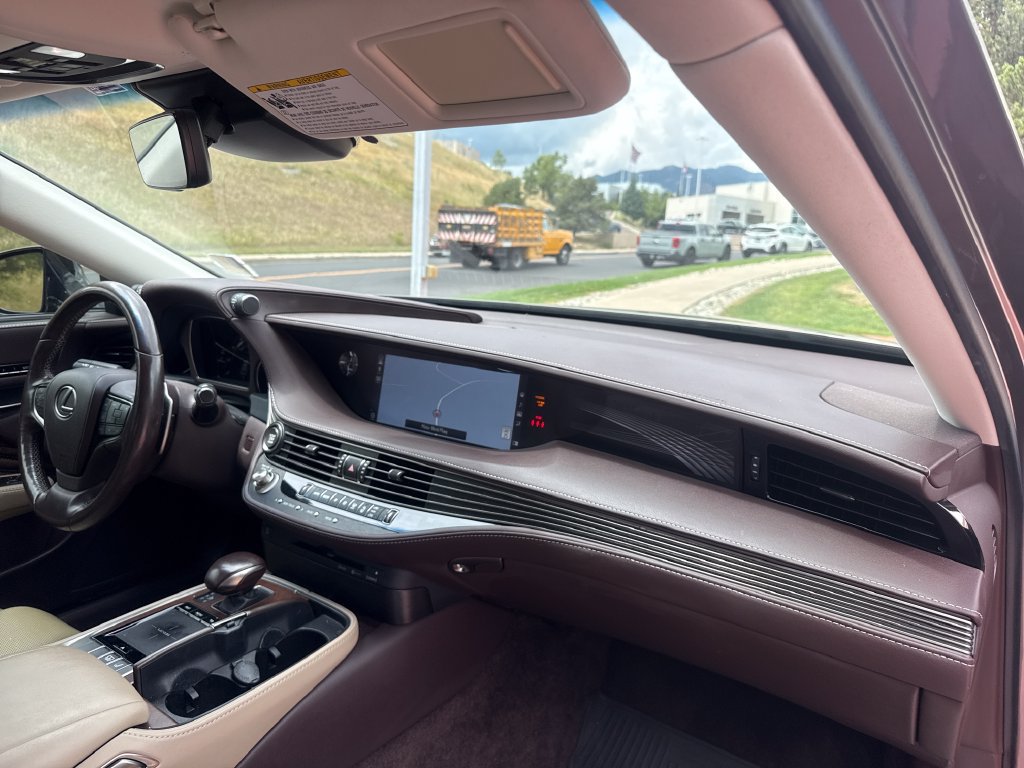Used 2018 Lexus LS 500 AWD image 29